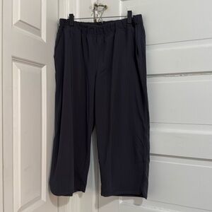 Title 9 Slaycation wide leg cropped pants